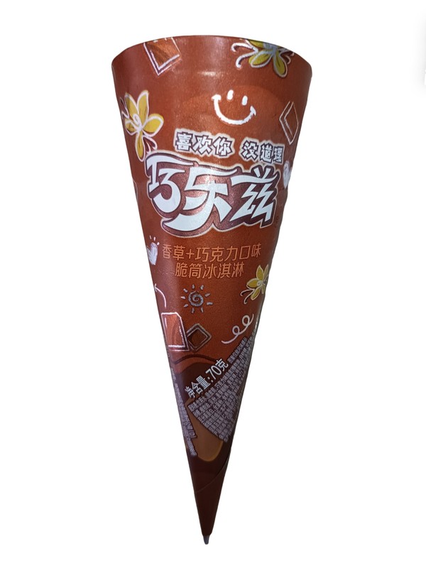 伊利中脆筒香草巧克力