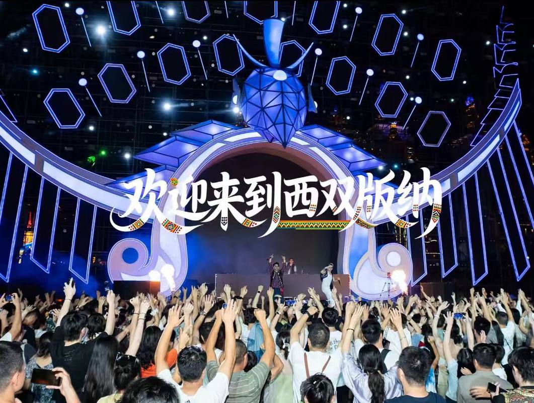 【特惠】马爹利名士+翁贝塔香槟+果盘