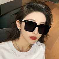 女士时尚偏光太阳镜