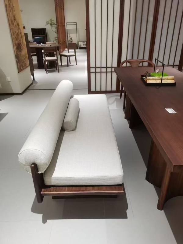 S525软包款长条凳