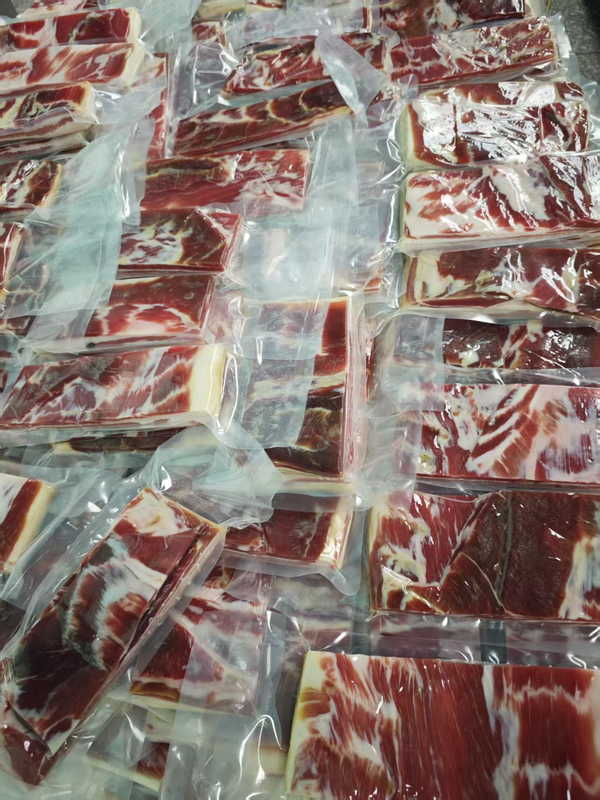 腊猪脚（前腿）